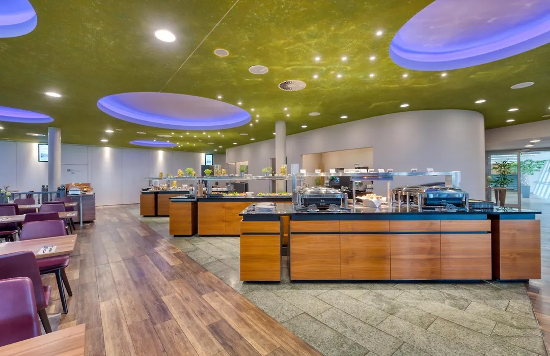 Hilton Garden Inn Stuttgart Neckarpark-1